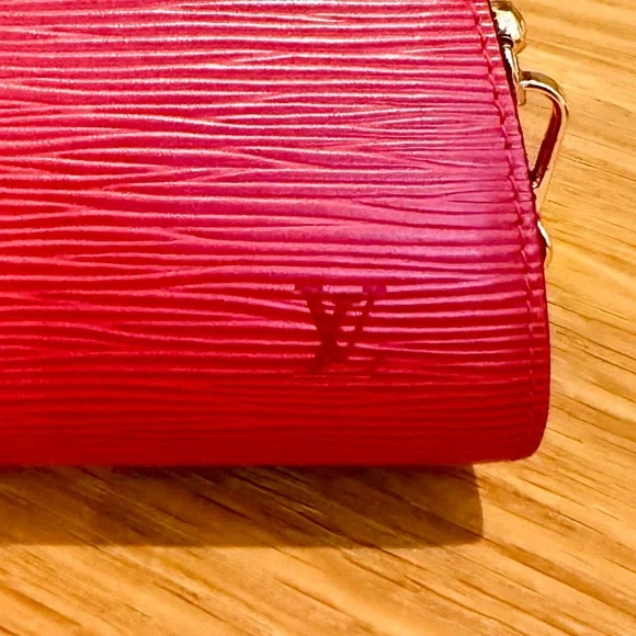 Louis Vuitton Authentic Vintage Custom Red Epi Dauphine PM Crossbody Bag - Picture 7 of 14